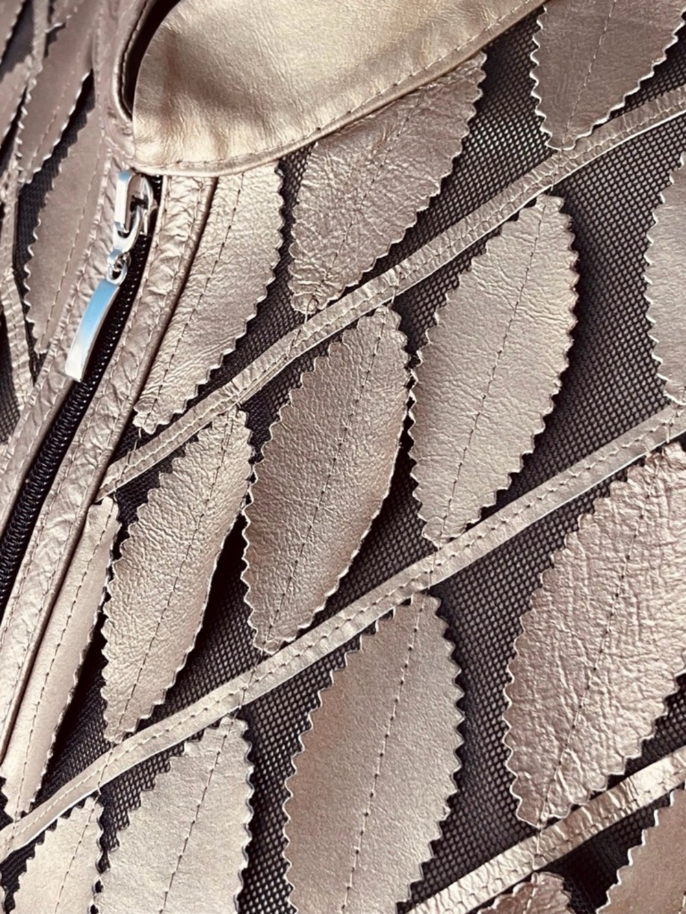 KANAR Metallic Gold Leather & Mesh Leaf Pattern Zip Jacket Sz Small made Turkey - Picture 5 of 8